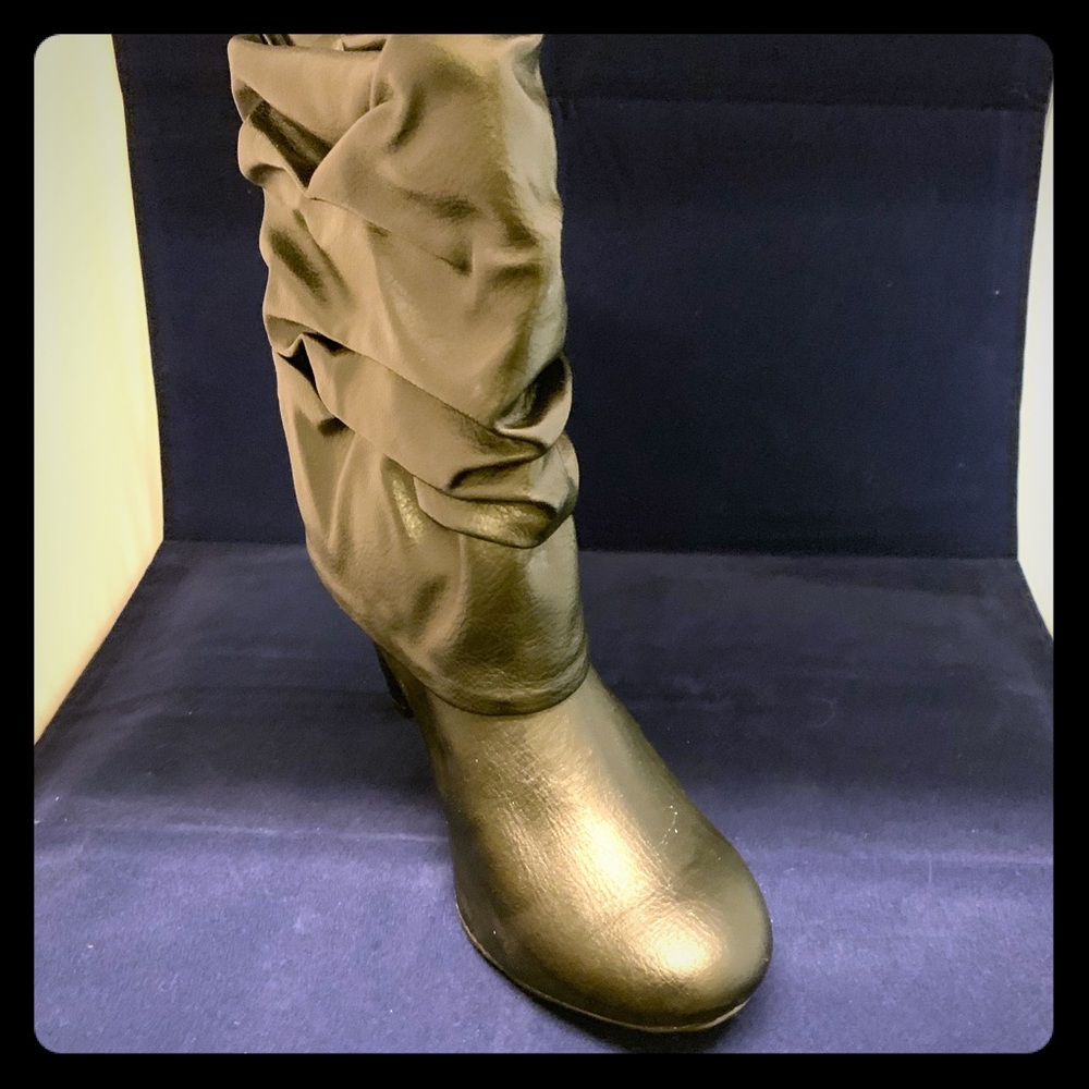 Black boots